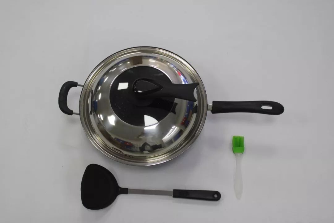 「中国消费者报」不锈不粘无油烟？苏泊尔、炊大皇、爱仕达……铁锅权威测试结果来了