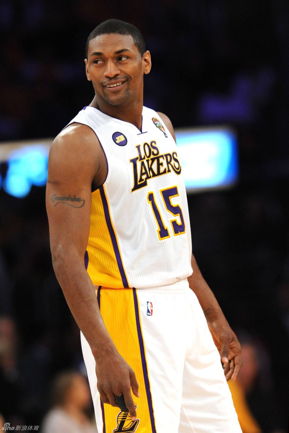 中国美女嫁强壮黑人,同居60天遭"家暴",坦言每晚"提心吊胆"