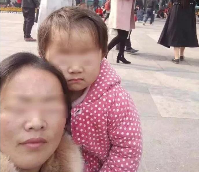 红星新闻：眼癌女童凤雅家人诉陈岚名誉侵权案宣判，陈岚输了要上诉