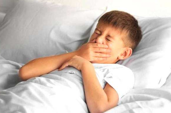 【海峡消费报】1岁女娃误食小玩具，宝妈却被送医急救，网友：这都是啥操作？