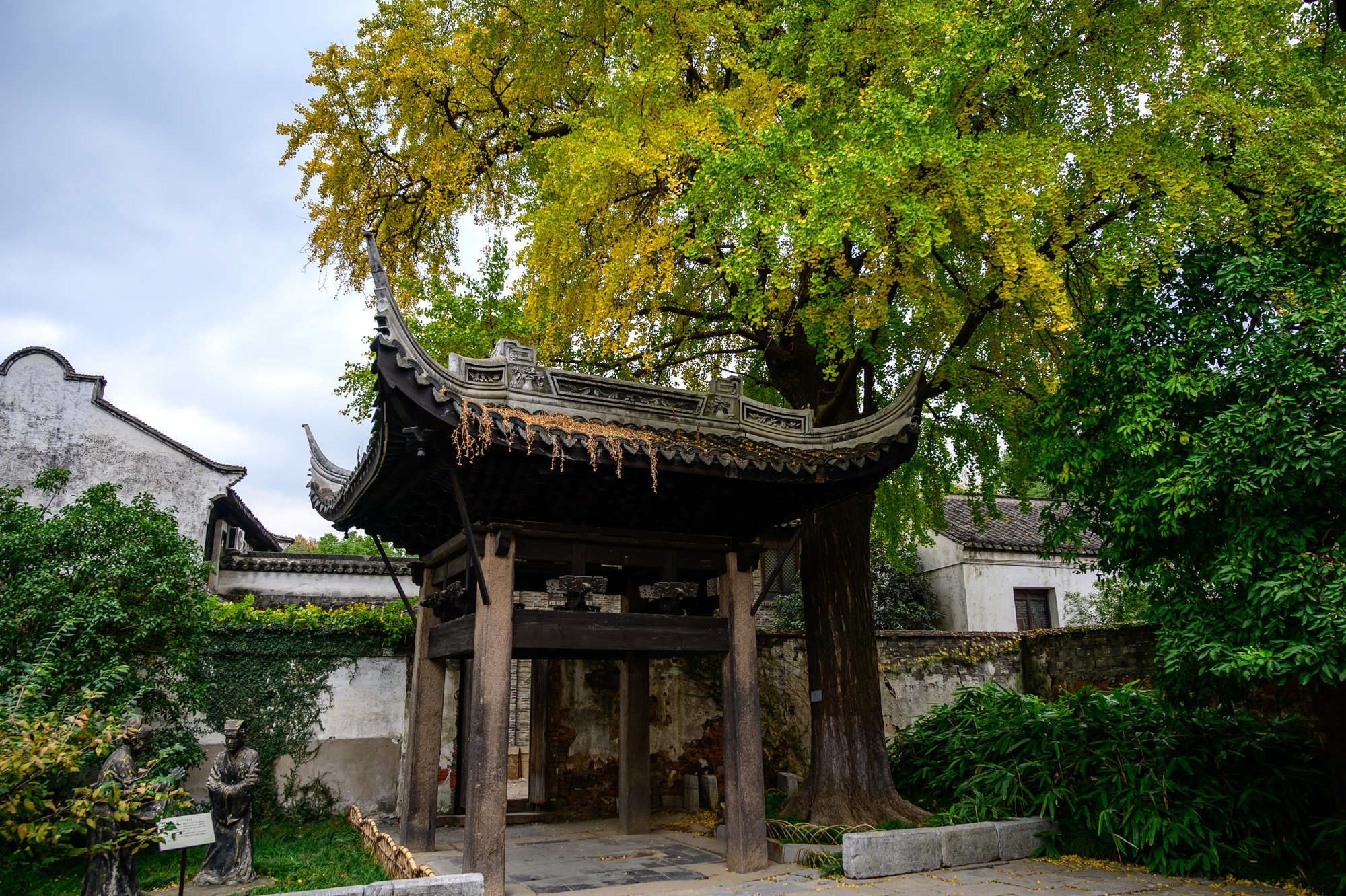 走进无锡最古老的街区惠山古镇探访历史名人祠堂范文正公祠