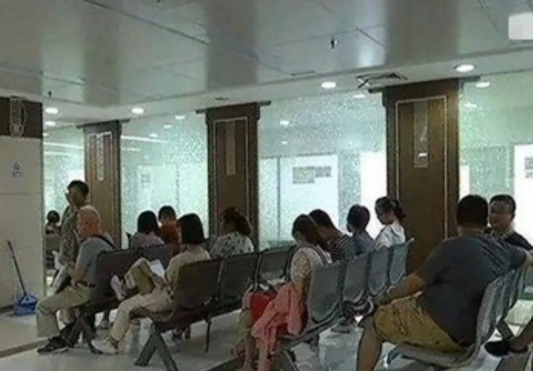 「海峡消费报」妻子两胎都生女，丈夫强逼“取环”拼三胎，无奈选择报警