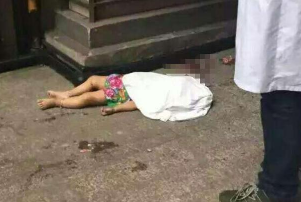 海峡消费报@短短一周内，就造成孩子一死两伤，家长带娃出门必须要防备