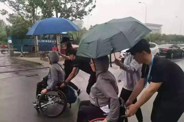 「网信天津」关注｜青春 因为志愿，所以美好