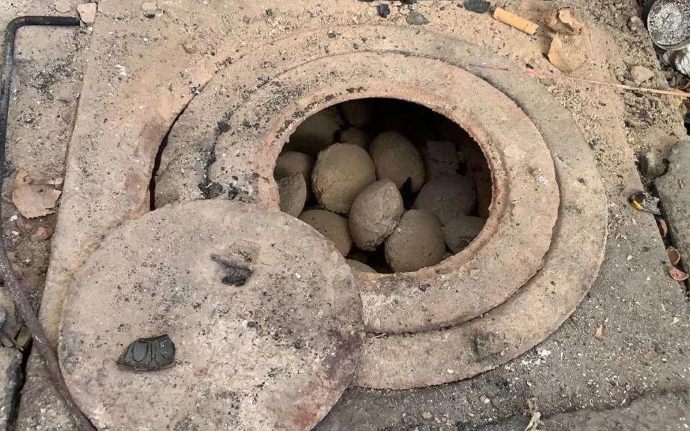 红星新闻@村民使用“清洁煤”取暖中毒身亡，谁来为亡者负责？