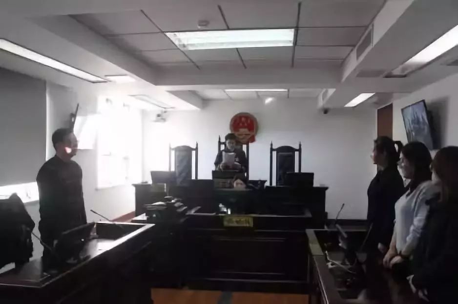 「中国经济网」《风筝》赔15万！因为一个“细节”，编剧把制片人告了……