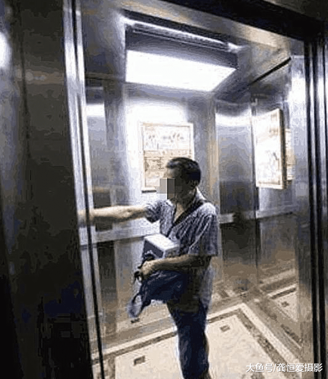 【中国质量万里行】电梯房1楼还要交电梯使用费，男子：我有使用电梯的权利