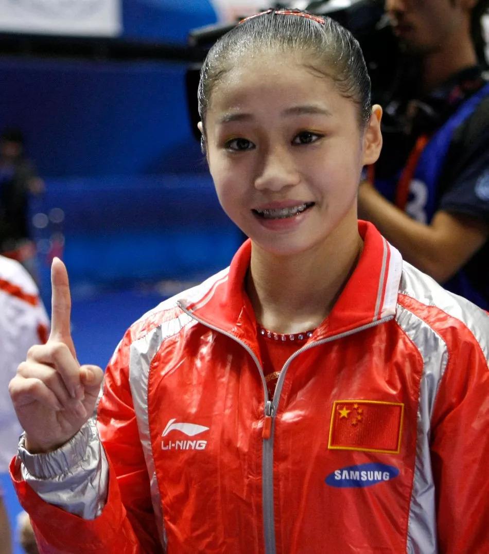 出生于湖南一个普通家庭的眭禄有着良好的运动天赋,望女成凤的父母将5