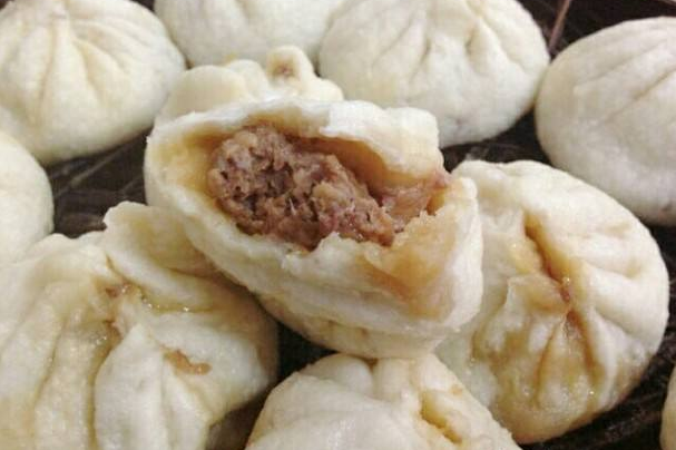 牛肉包吃起来不香不嫩学会这4个拌牛肉馅技巧牛肉包鲜嫩多汁