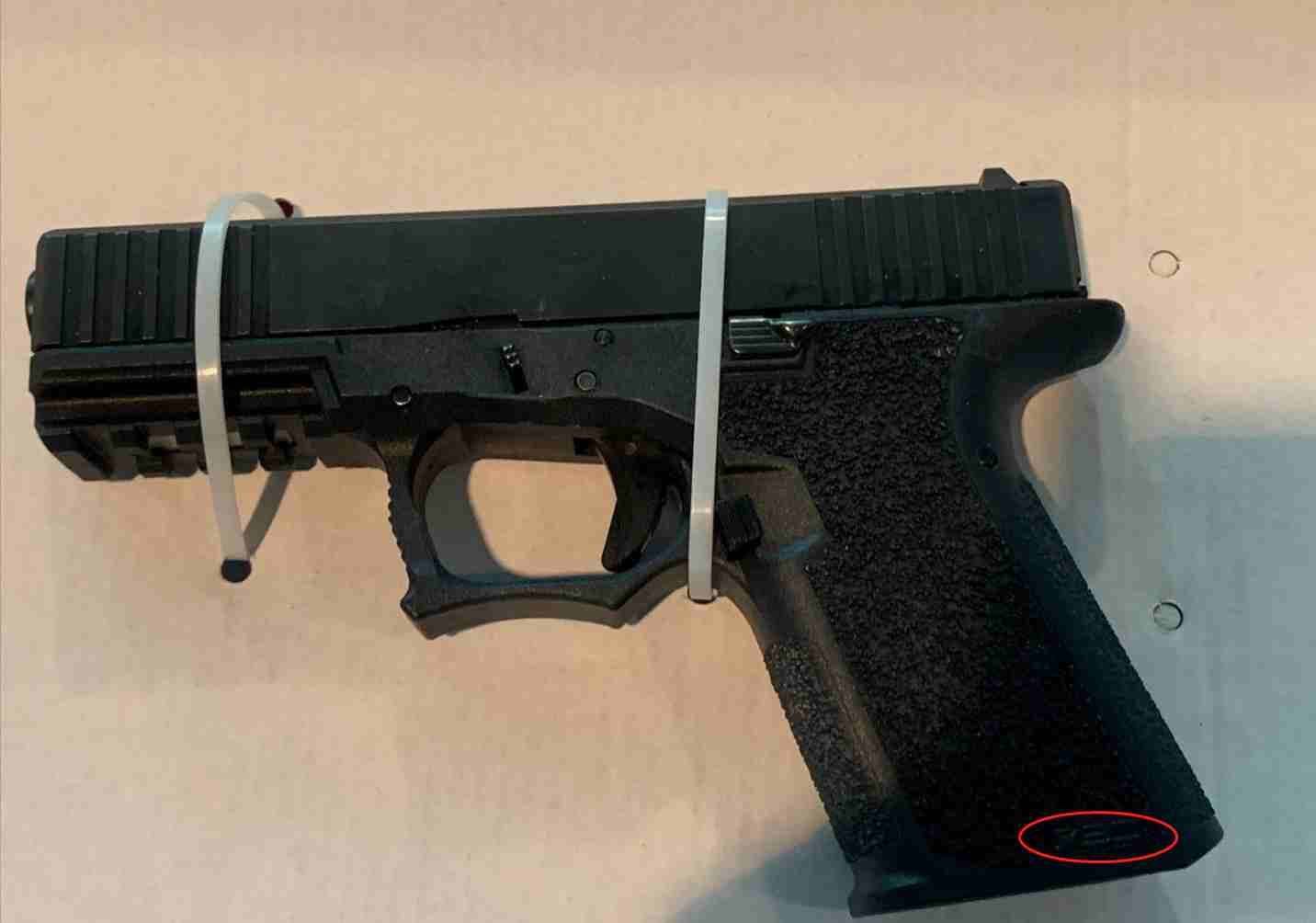 香港一日丨假话,真枪和烈火