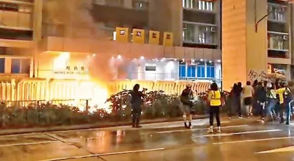 「环球时报」暴徒中最凶残的“屠龙小队”，落网！
