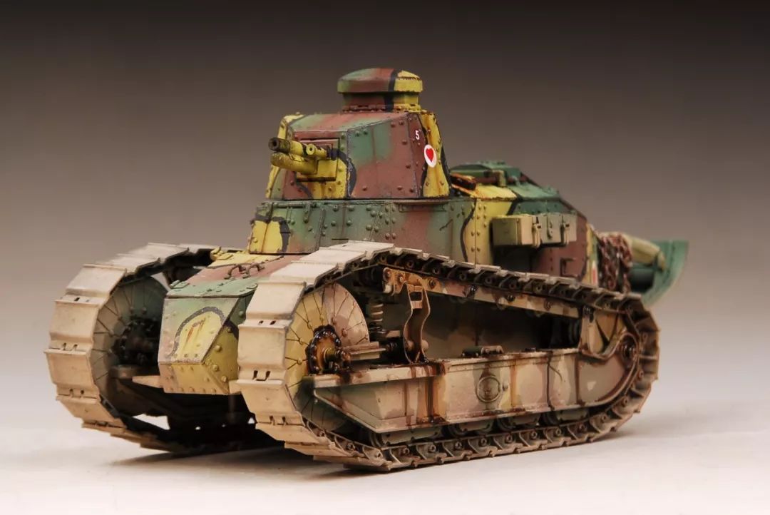 法国雷诺ft-17坦克的起源,为何能开创现代坦克设计的先河_人民号