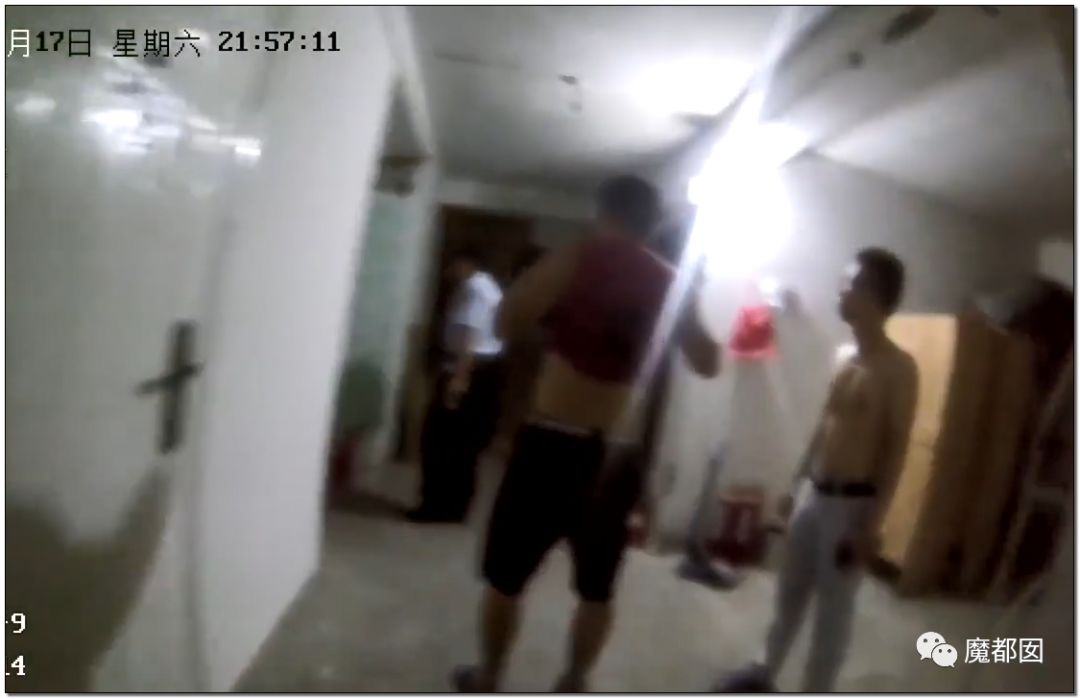 中国经济网■哈哈哈哈哈……年度爆笑新闻震撼来袭！笑到头秃！