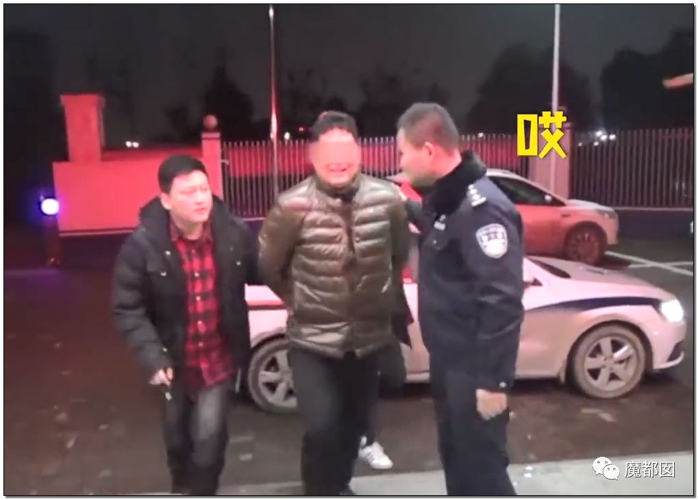 中国经济网■哈哈哈哈哈……年度爆笑新闻震撼来袭！笑到头秃！