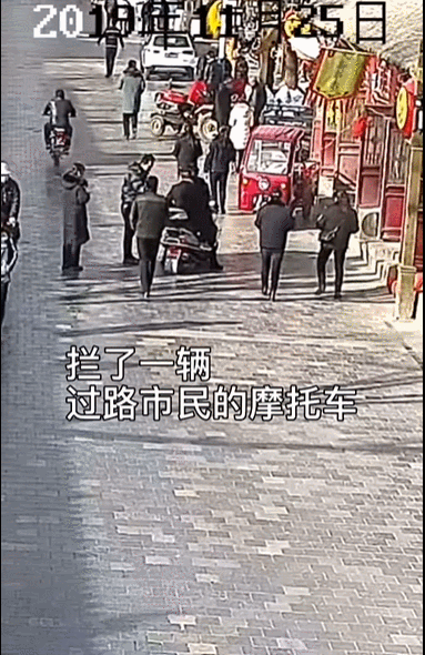 中国经济网■哈哈哈哈哈……年度爆笑新闻震撼来袭！笑到头秃！