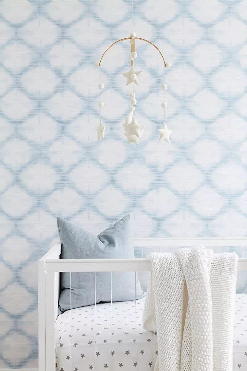 温馨轻柔婴儿蓝定格时光的优雅细品冬日清凉