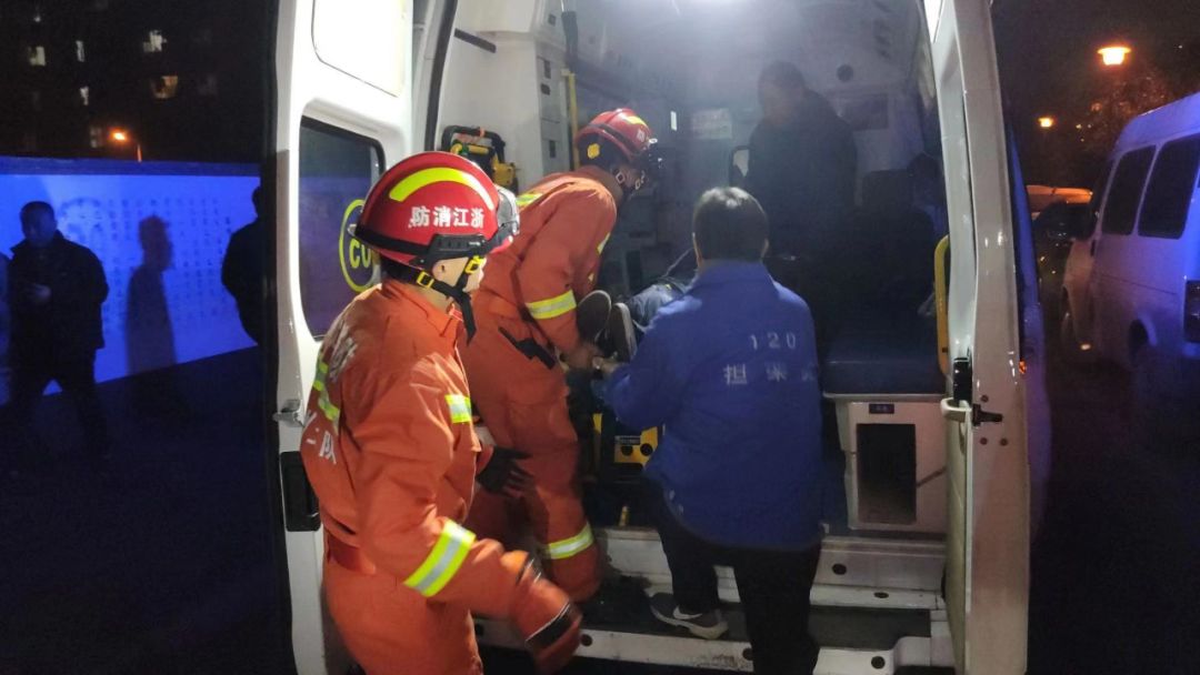 「抚州网」痛心！90后小伙救轻生女孩双双遇难！英雄一路走好！