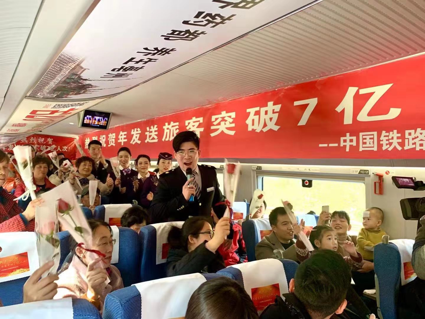 经济日报■7亿人次！长三角铁路年旅客发送量再创新高