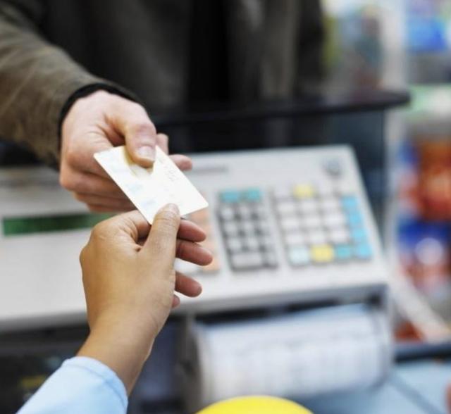 #荆楚网#无业男冒充军人致“痴情女”怀孕！娘家张罗婚礼时，慌称赴武汉进行大校升衔考核终暴露