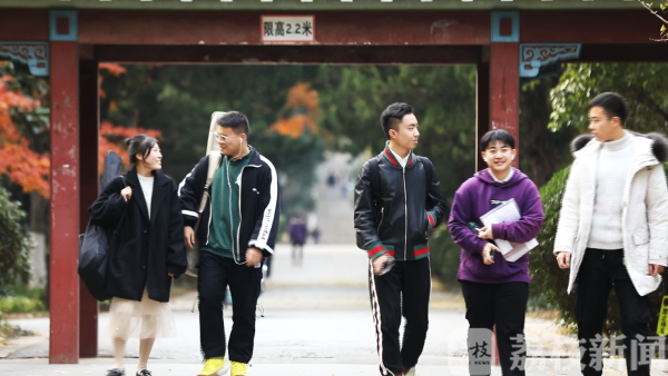 荔枝新闻■那年乱世如麻，如今锦绣年华！跨越82年，打卡“南京和平地图”