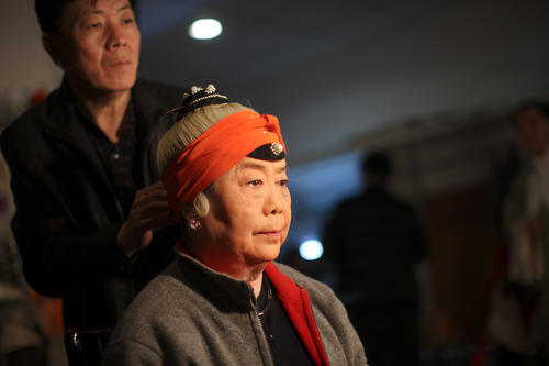 京剧老旦李鸣岩70载从艺路85岁唱功不减当年