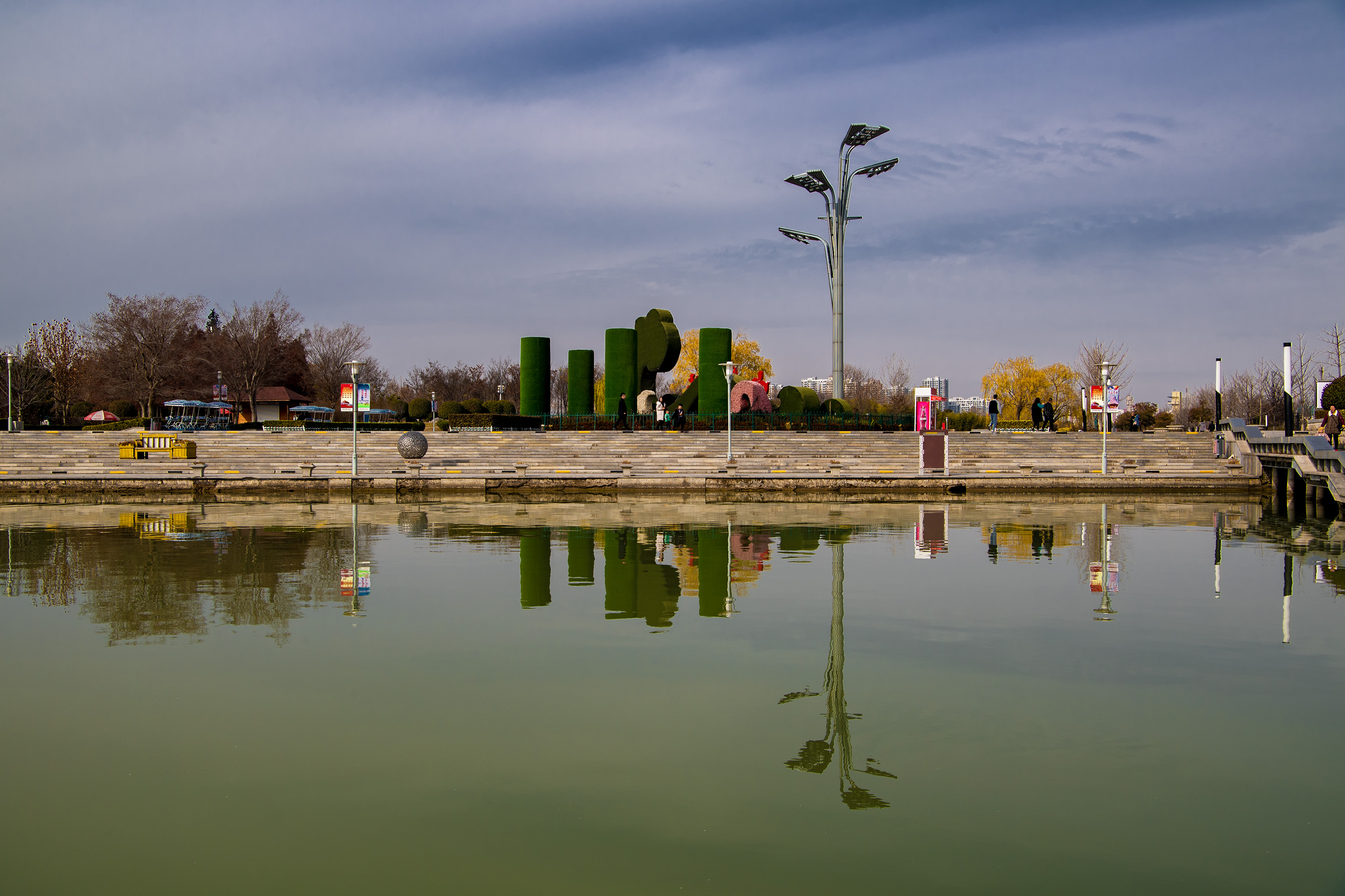 济宁南部4a级旅游景区奇怪的是曾被称为北湖因李白而改了名字