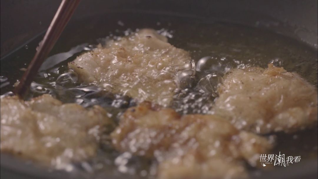 [湖南国际频道]影像LOOK丨最好吃的锅包肉在这里啦，拿好不谢！