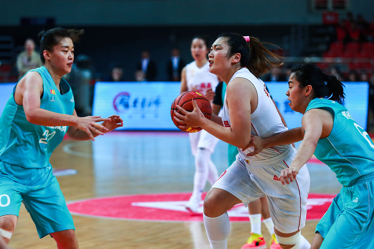 李梦两双助八一女篮斩获四连胜福建女篮遭七连败