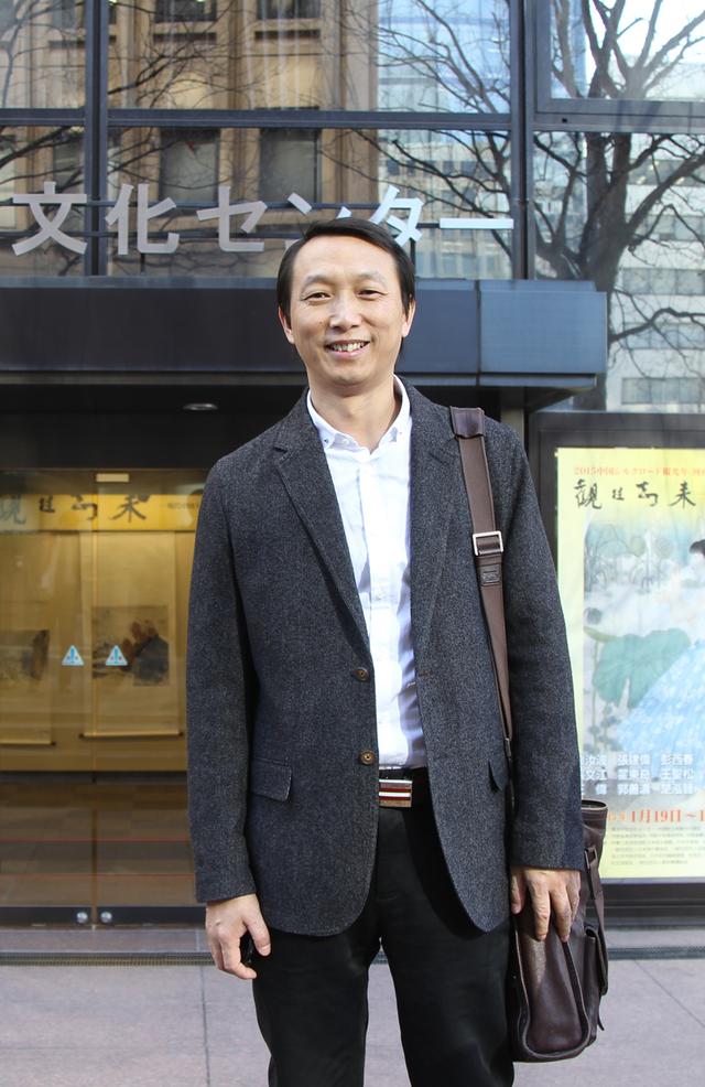 动静适宜人物呼应朴实与雅趣共存画家郭建明作品欣赏