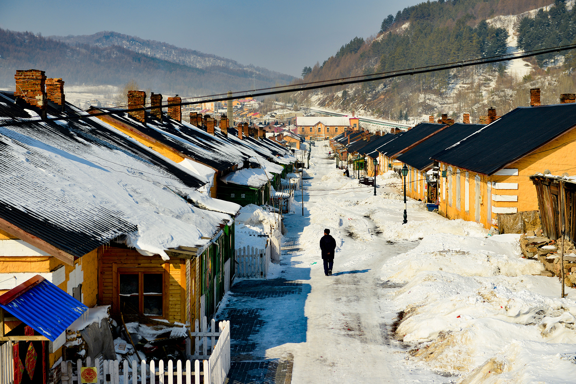 东北看雪景不只有雪乡,这个俄罗斯风情的百年小镇,被称为油画村