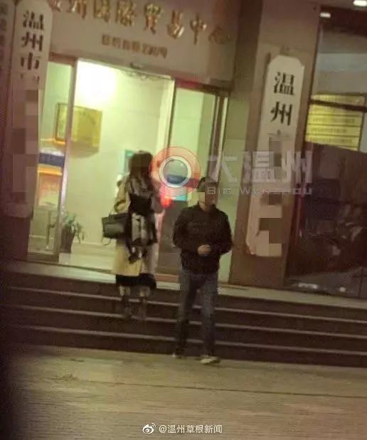 [半岛都市报]女子遭丈夫、公公当街暴打涂粪，几近破相！女方：结婚嫁妆200万