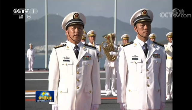 【环球时报】他们是首艘国产航母的舰长、政委