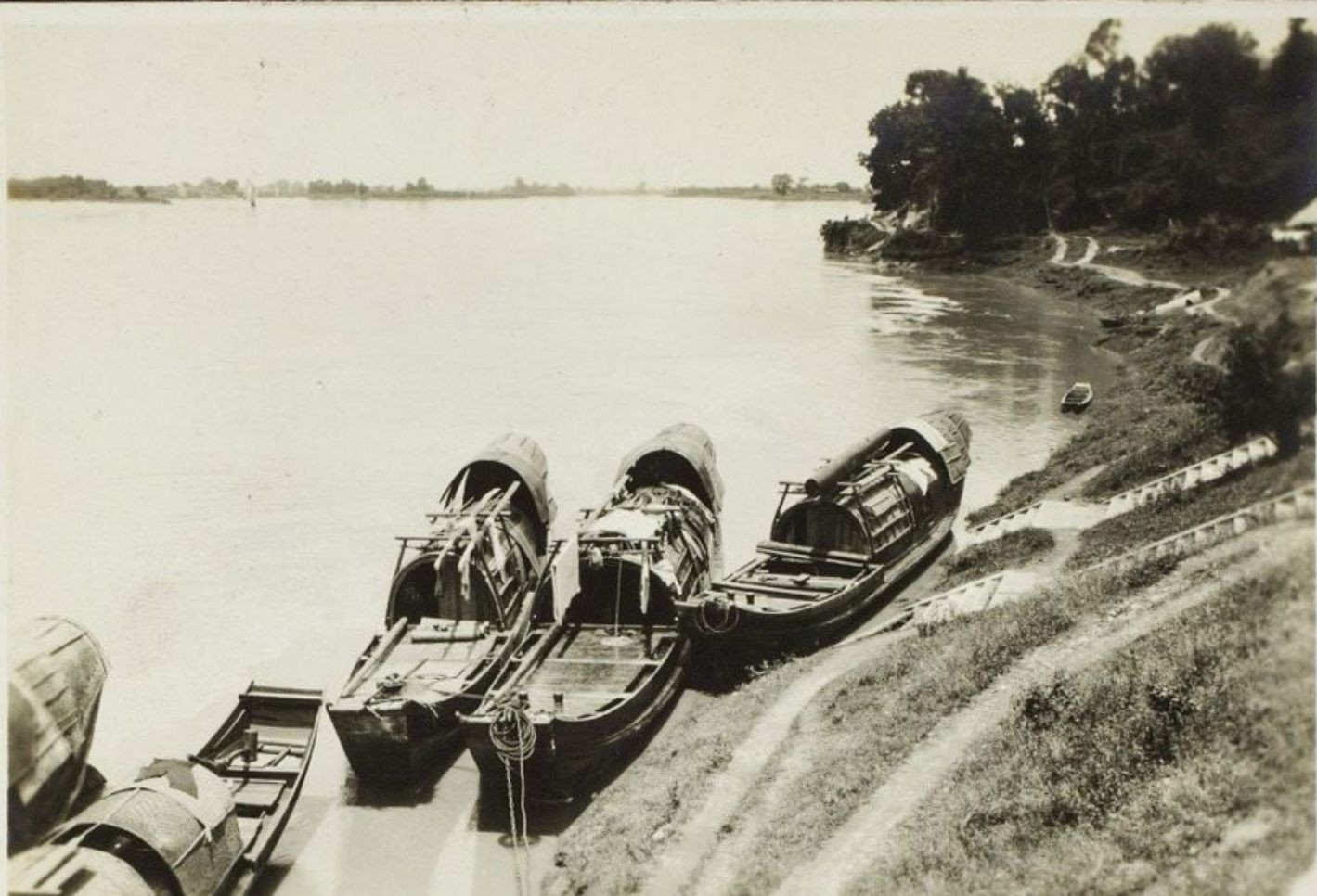 80多年前湖南岳阳老照片广阔的洞庭湖与汨罗江屈原投江处