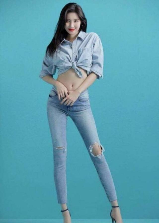 宣美欧尼身材真有料打歌舞台太性感了原来她也每天坚持健身