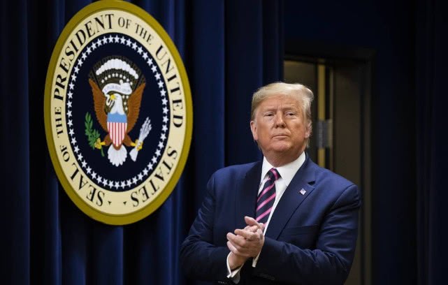 环球时报■特朗普：希望参议院弹劾总统审判立即开始