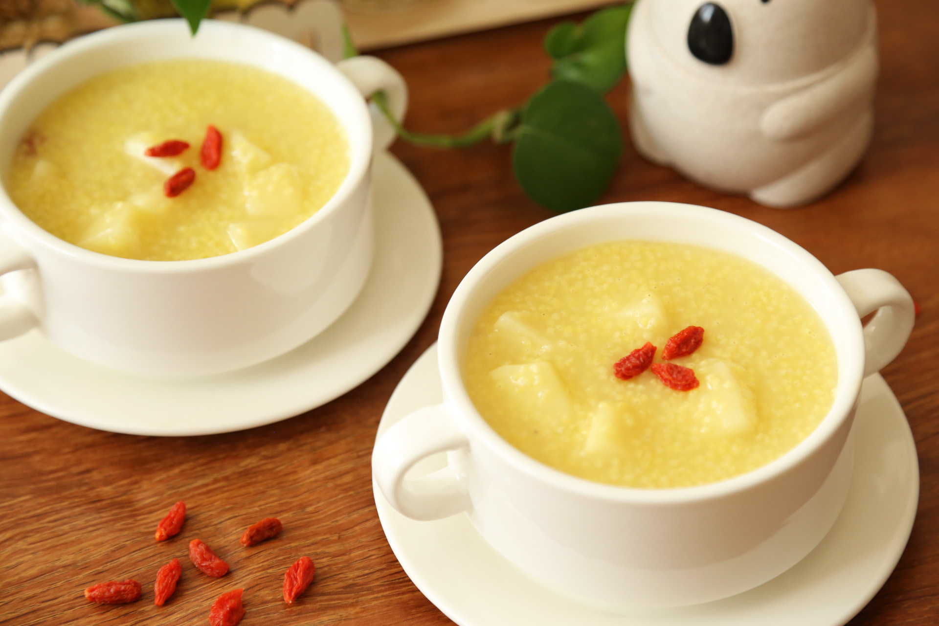 小米粥新做法加1个苹果滋味香浓又出油喝过一次天天想做