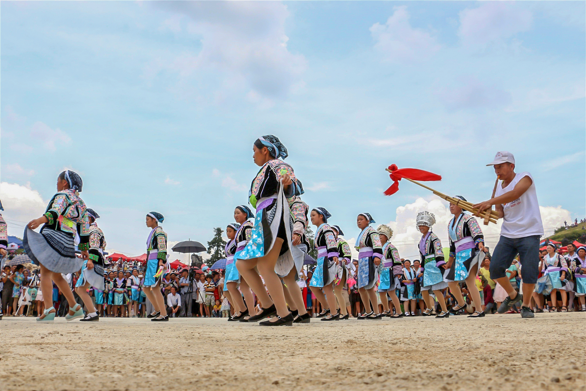 贵州小花苗苗族会亲节