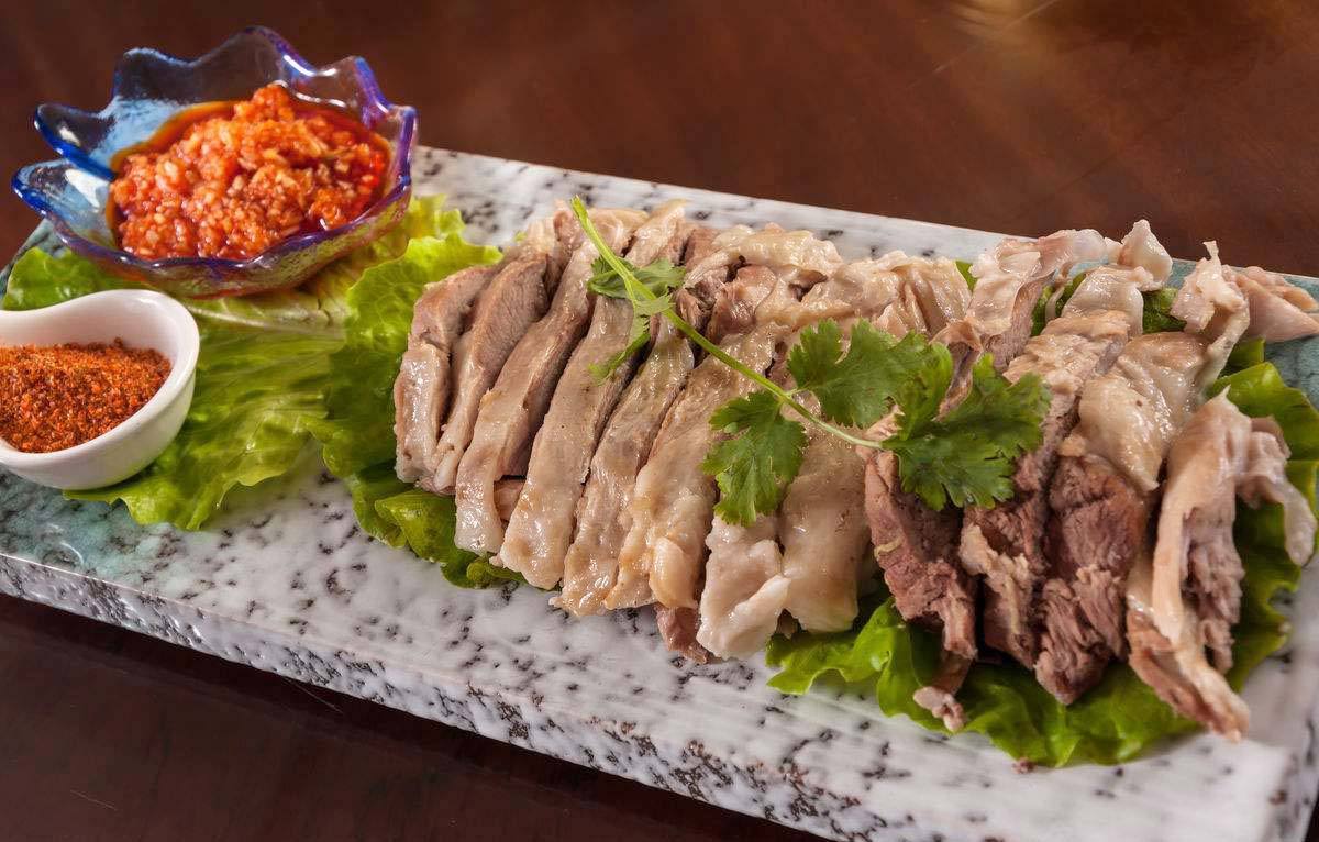 吃了好几次清水炖羊排今天换了一个吃法羊肉的味道又上新高度