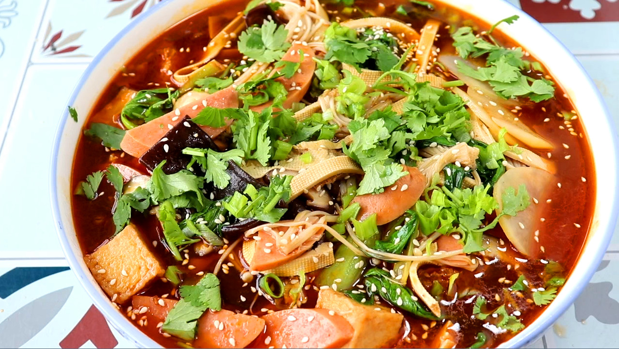 冒菜怎么做才好吃,原来技巧这么简单,一做一大锅不够吃