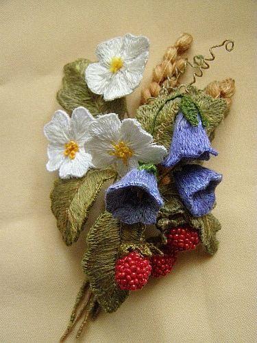 用铜丝加上绣线制作的立体刺绣效果真好看