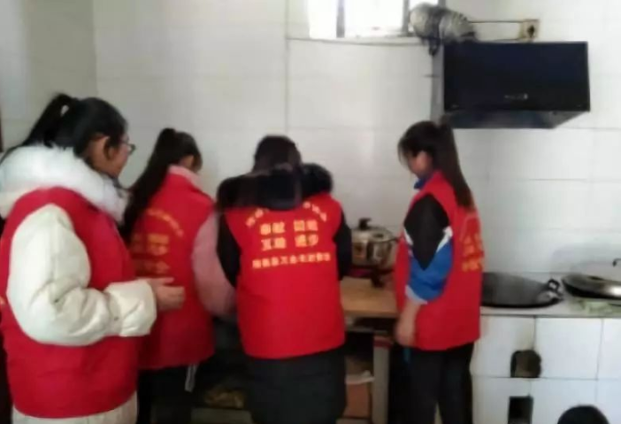 【隆德广电】暖冬行动：共青团隆德县委员会在行动ing