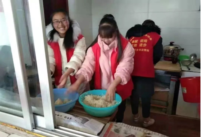 【隆德广电】暖冬行动：共青团隆德县委员会在行动ing