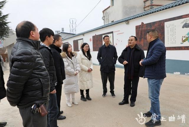 曲靖师范学院院长李泽华到会泽新城调研并看望顶岗实习学生