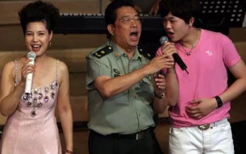[半岛晨报]“我爸是李刚！” 判6年的儿子出狱，父亲拒见面，现状真惨……