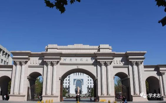 学校先后历经河南师范学院二院,河南第二师范学院,新乡师范学院等阶段