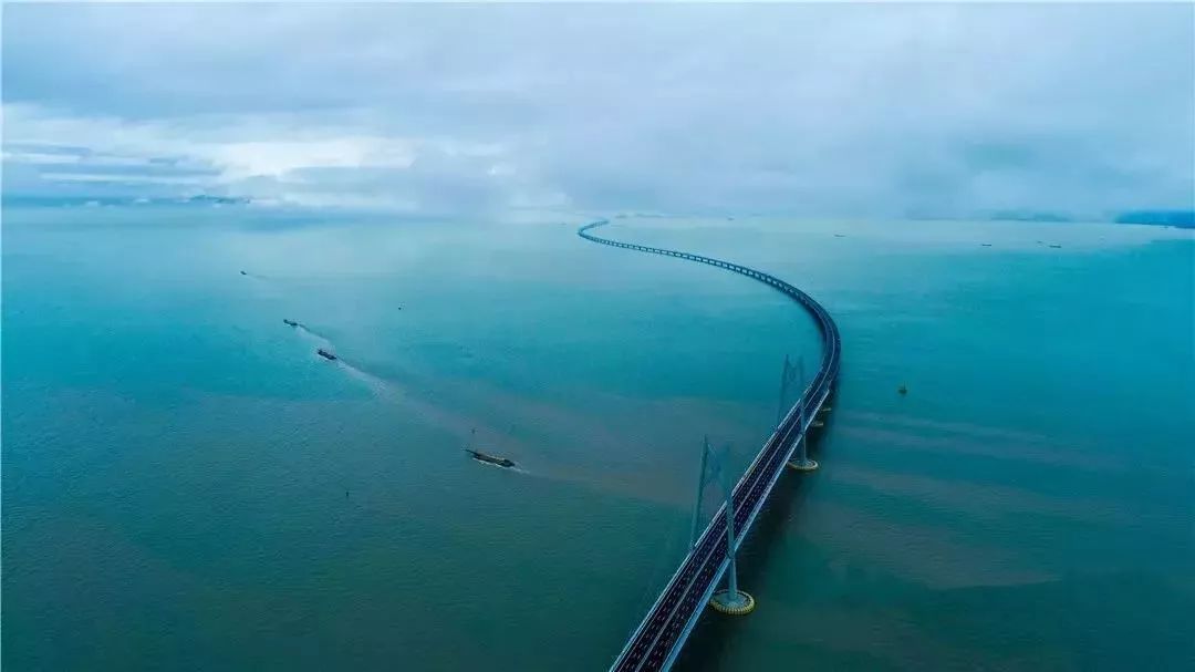 [交通运输部]今天，粉丝100万！还有一件超赞的事宣布……