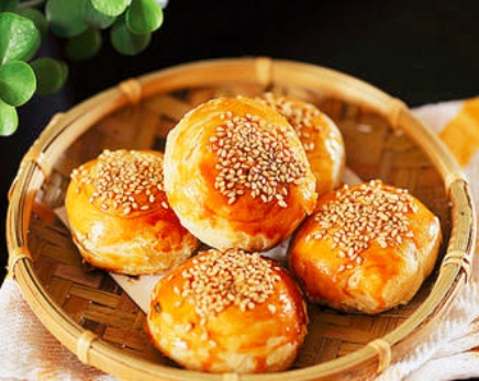 原来做蟹壳黄这么简单,一次做一盘,咸甜适口,比面包还受欢迎