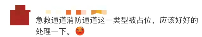 【东北网】小区突发大火，消防通道被占？他们出手了……