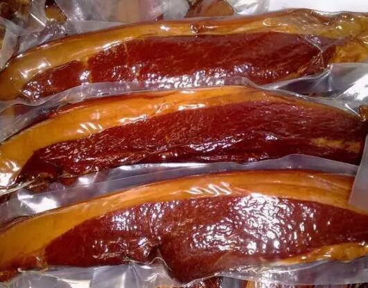 「大众日报」春运期间，腊鱼腊肉白酒可以带上火车飞机吗？官方回复来了