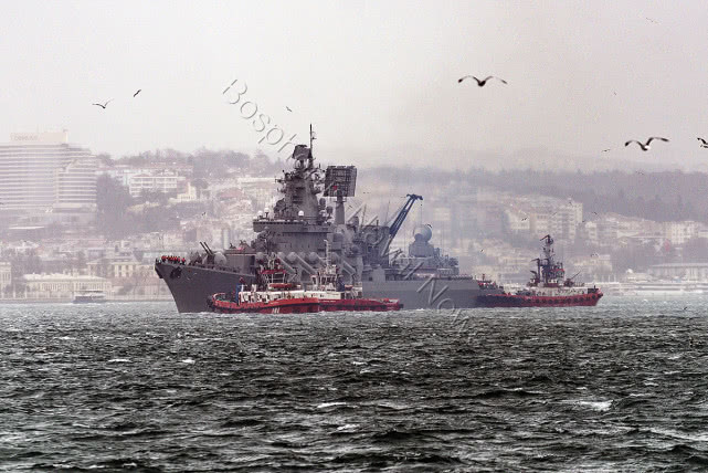 「环球时报」普京即将到访，土耳其媒体错报俄军巡洋舰险些失控撞岸